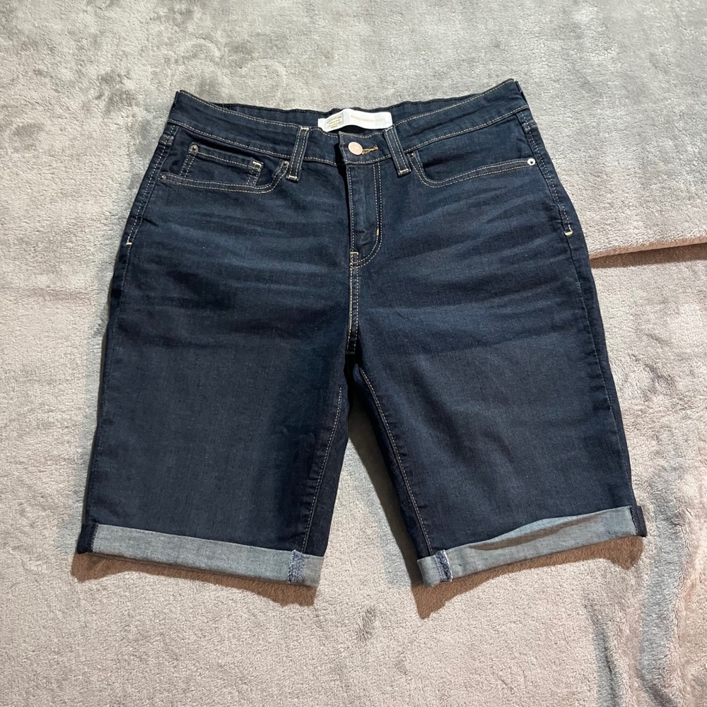 Signature by Levi Strauss Bermuda Shorts Womens 10 Dark Blue Cuffed Mid Rise